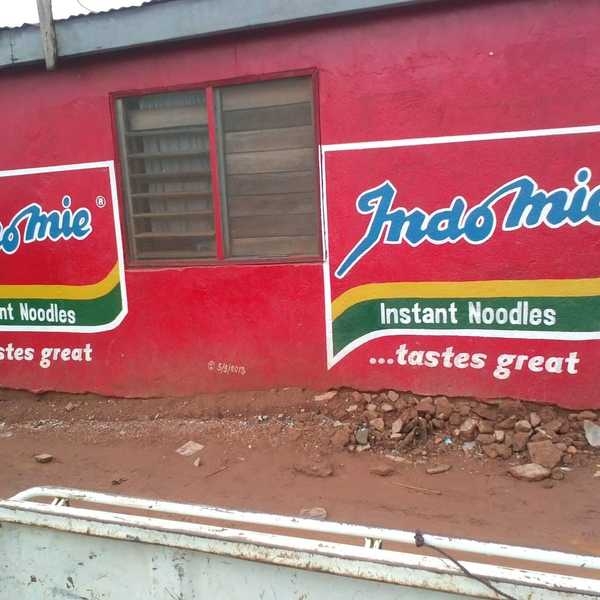 Indomie... Ghana's favorite noodles. And someone's house. How did it all happen? Accra, Ghana